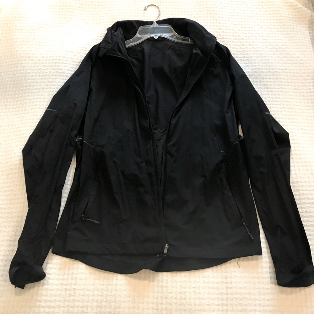 Lululemon Raincoat